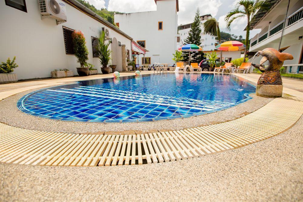 Valero Guesthouse Phuket Exterior foto