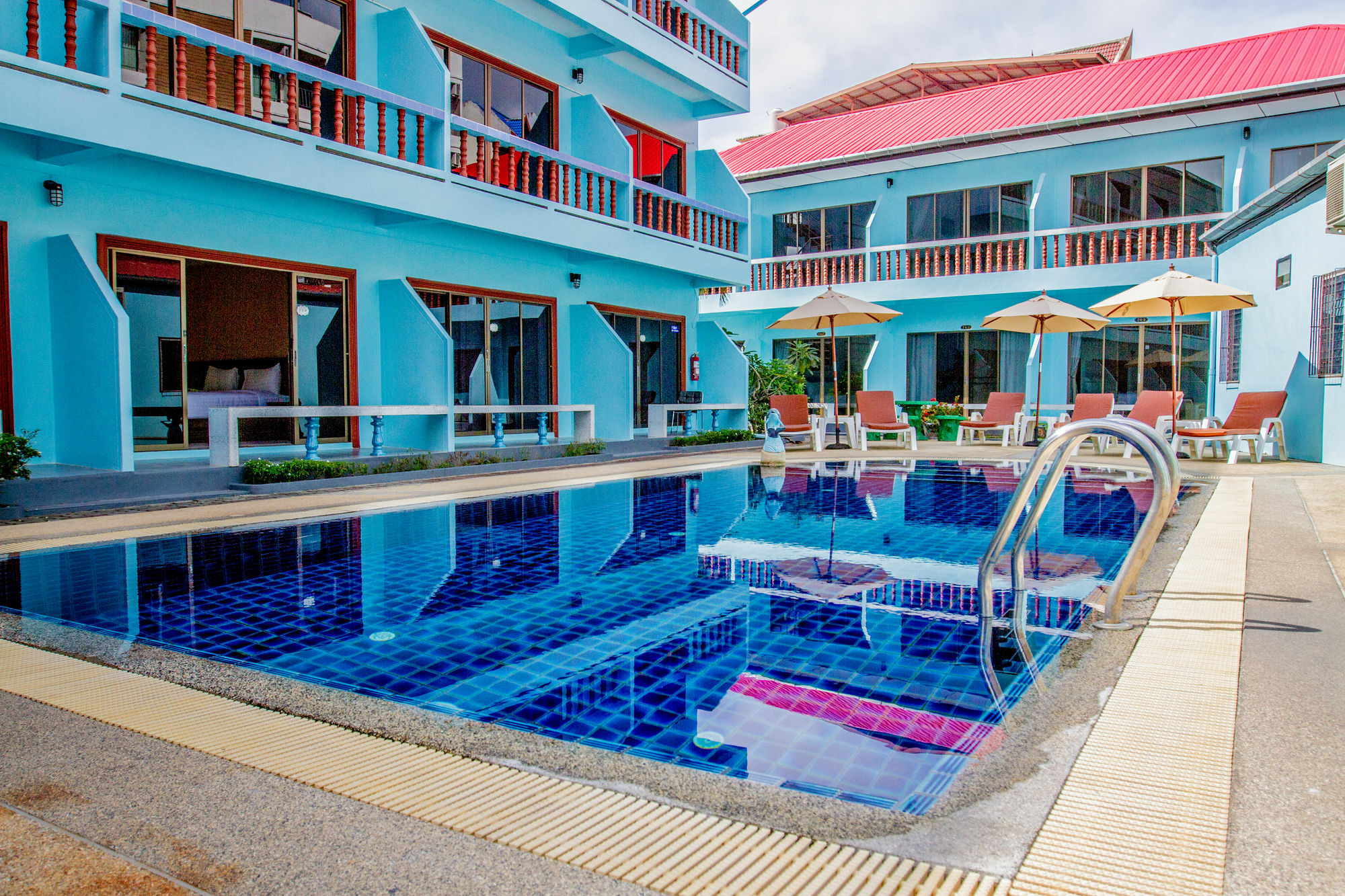 Valero Guesthouse Phuket Exterior foto