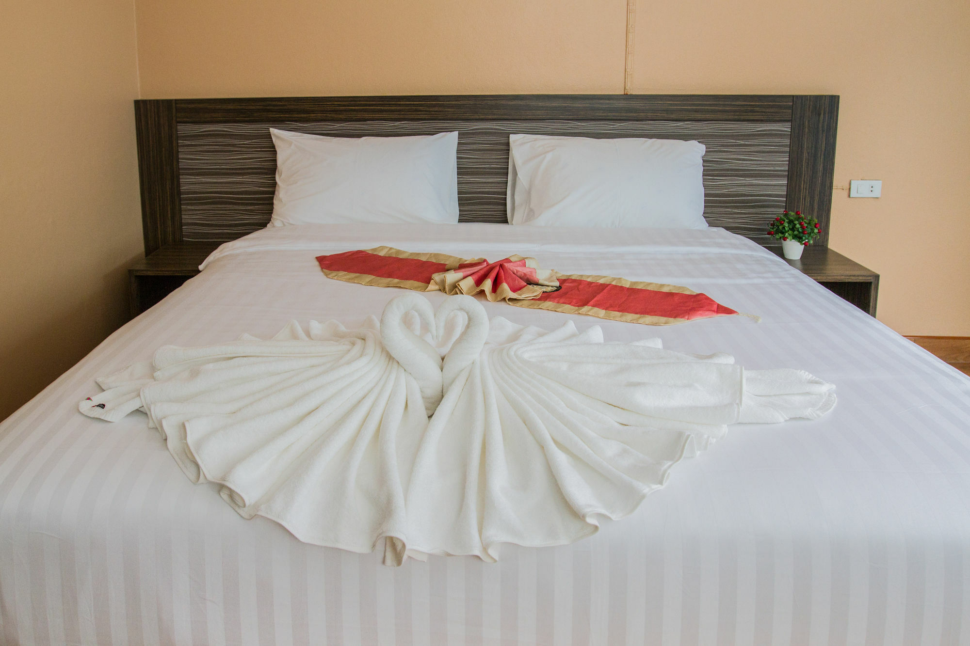 Valero Guesthouse Phuket Exterior foto